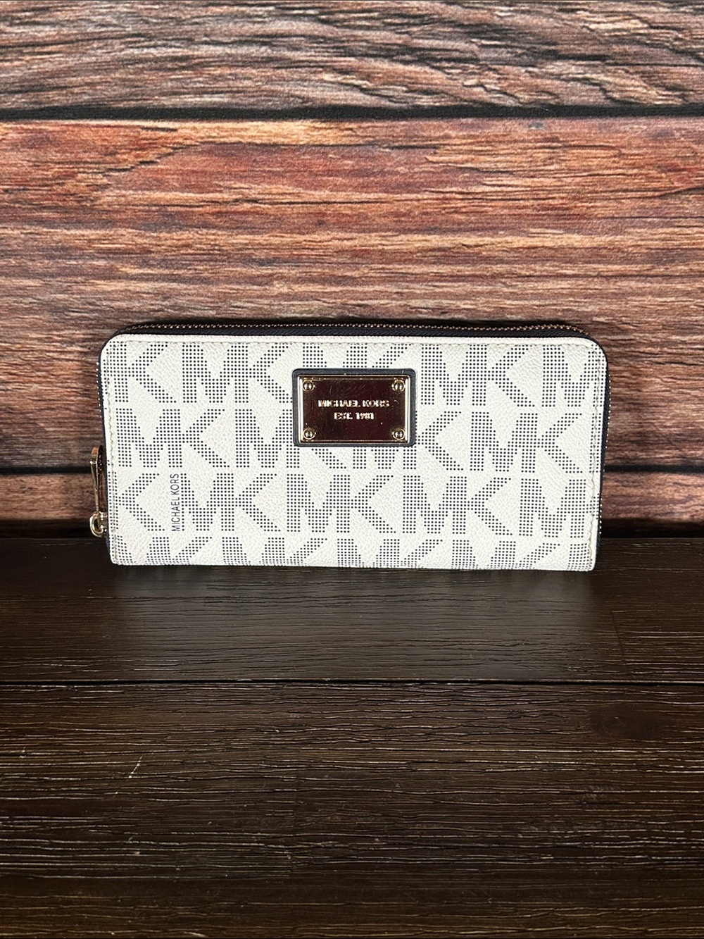 Michael Kors Cream and Navy MK Logo Zip Wallet